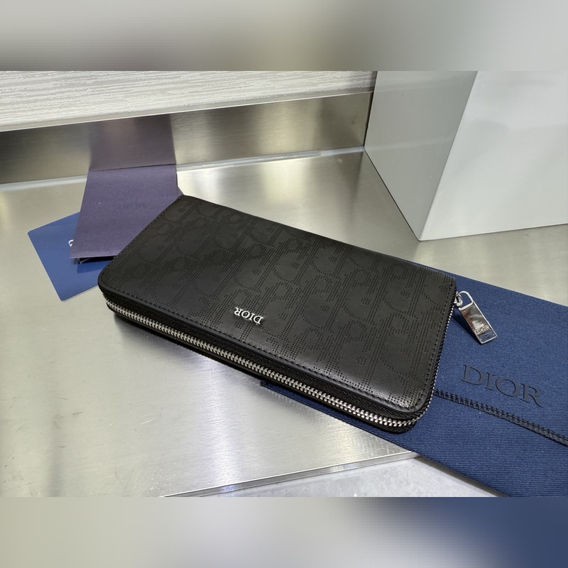 (市場最高版本 歡迎對比) 這款長款拉鍊式錢包低調而不失優雅氣質。原單材料精心制