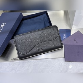 (市場最高版本 歡迎對比) 這款長款拉鍊式錢包低調而不失優雅氣質。原單材料精心制