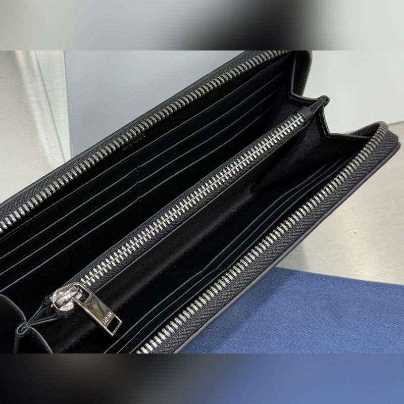 (市場最高版本 歡迎對比)這款長款拉鍊式錢包低調而不失優雅氣質。原單材料精心制作
