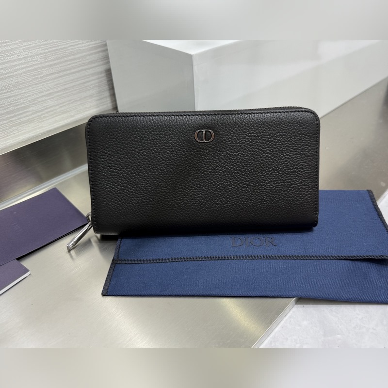 (市場最高版本 歡迎對比)這款長款拉鍊式錢包低調而不失優雅氣質。原單材料精心制作