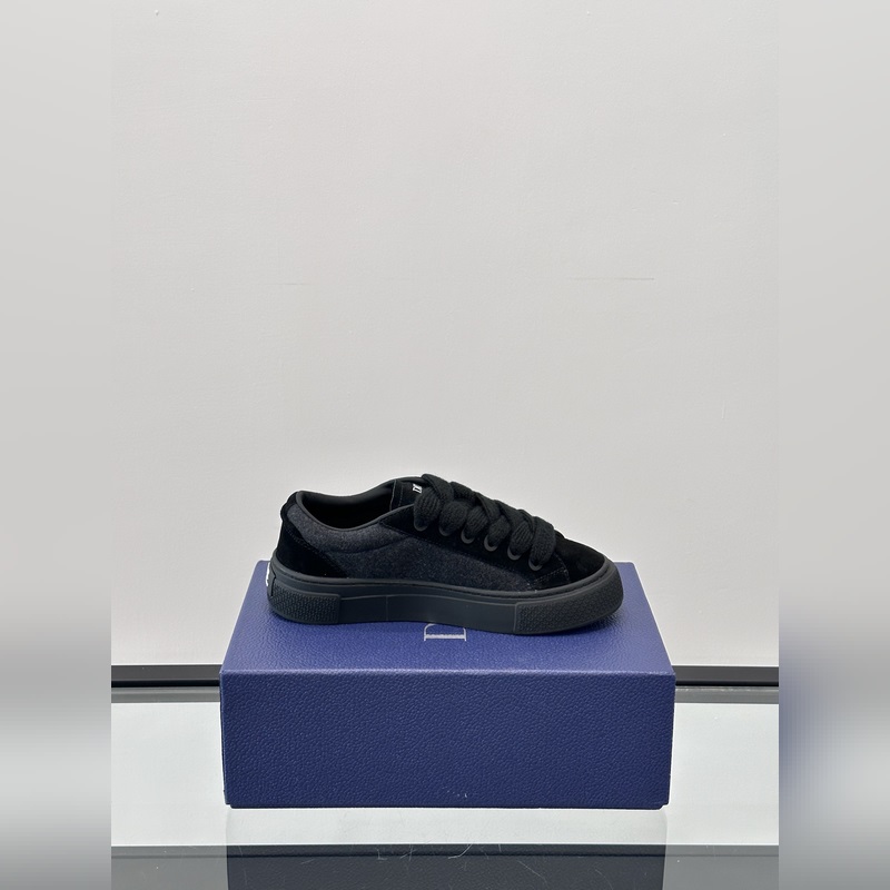 迪奧Dior B33系列休閑運動鞋 滑闆鞋。原版購入開發 做貨 這款 B33 運