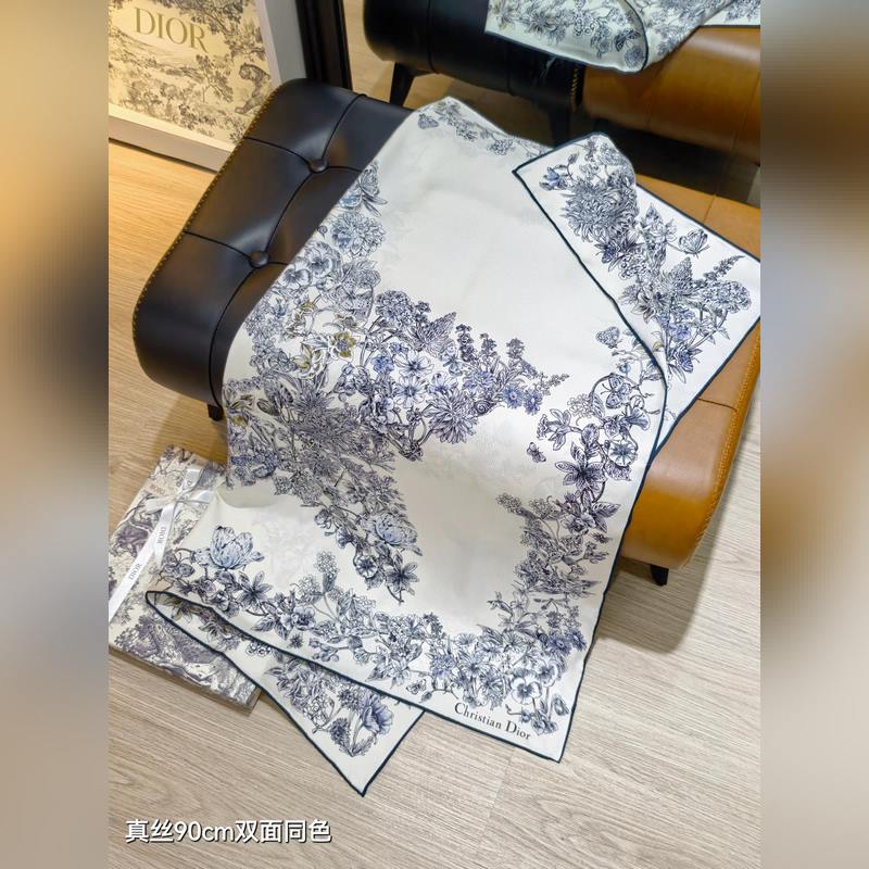 SDO2542 18姆米雙面 90x90cm斜紋真絲 迪奧