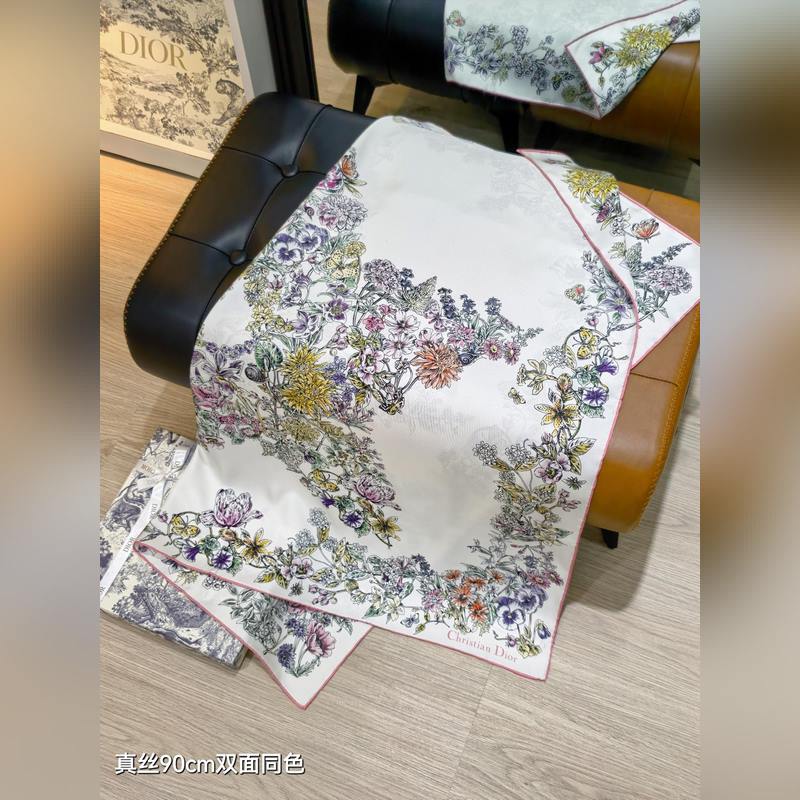 SDO2542 18姆米雙面 90x90cm斜紋真絲 迪奧