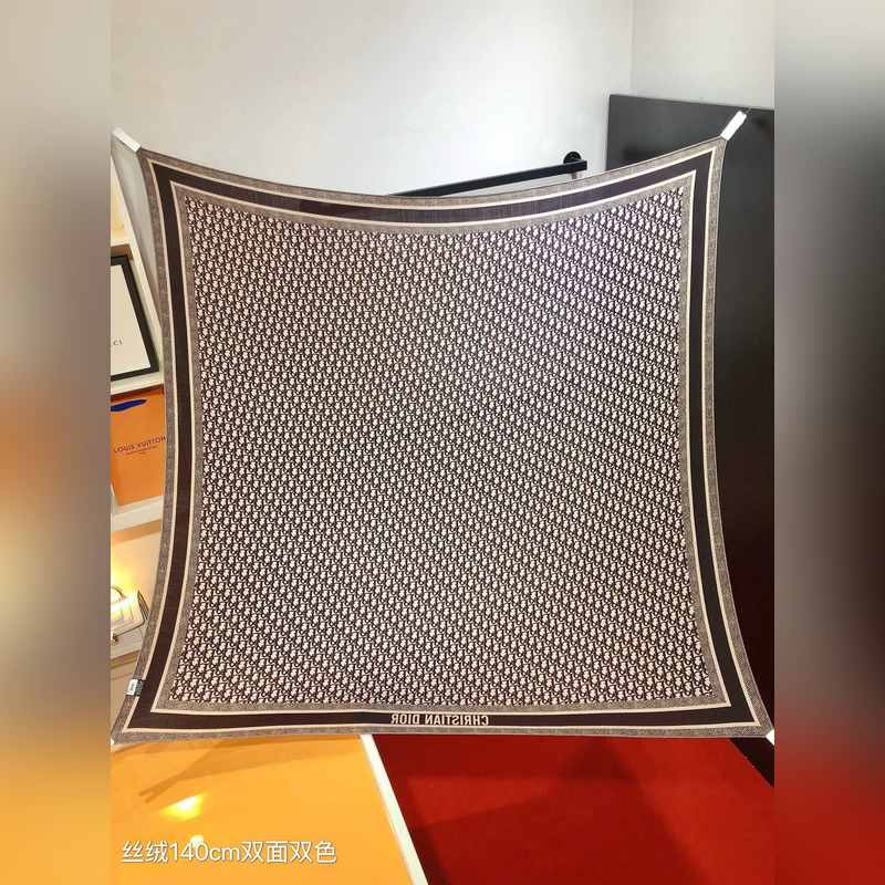 RDO2531 雙面異色 140x140cm 70%羊絨30%真絲 迪奧