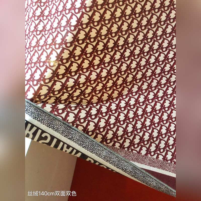 RDO2531 雙面異色 140x140cm 70%羊絨30%真絲 迪奧