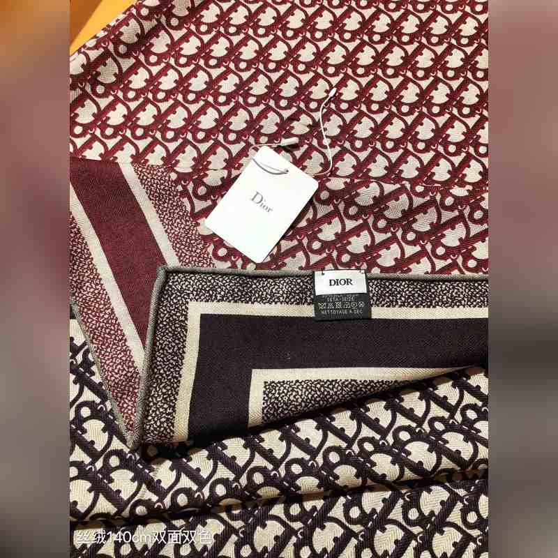 RDO2531 雙面異色 140x140cm 70%羊絨30%真絲 迪奧