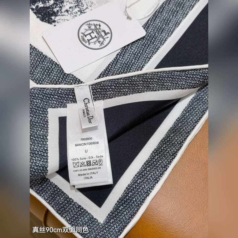 SDO2511 18姆米雙面 90x90cm斜紋真絲 迪奧 Sauvage