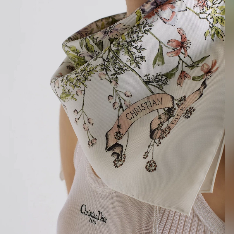 SDO2529 18姆米雙面 90x90cm斜紋真絲 迪奧