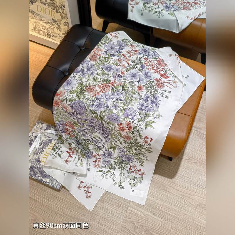 SDO2529 18姆米雙面 90x90cm斜紋真絲 迪奧