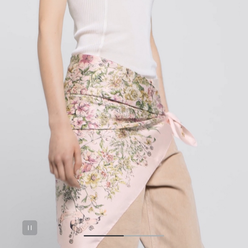 SDO2529 18姆米雙面 90x90cm斜紋真絲 迪奧