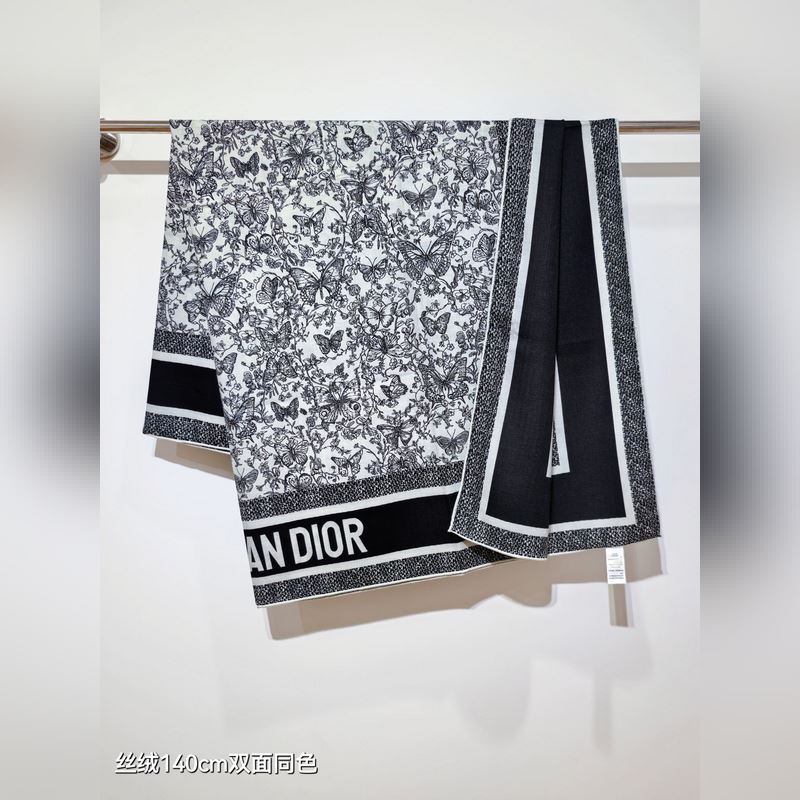 RDO2533 雙面同色 140x140cm 70%羊絨30%真絲 迪奧