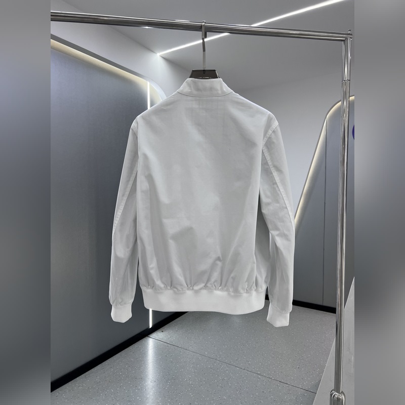 Dior26ss新款夾克，這款短夾克是二零二五秋季男裝系列新品，將Dior經典標