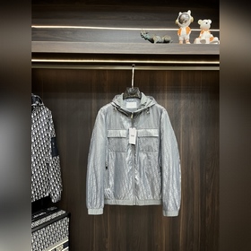 Dior 2026ss早秋新款發(fā)布 迪奧連帽夾克外套，秋季爆款?yuàn)A薄棉夾克，字母l