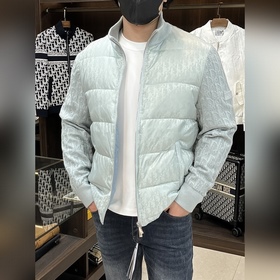 主推羽絨 Dior 2026最新款時(shí)尚設(shè)計(jì)師款羽絨外套 迪奧立領(lǐng)羽絨服，提花面