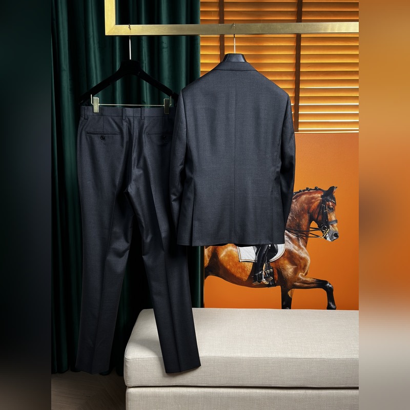 新品！B家經典純羊毛套西平替款 到貨！(不含任何品牌標簽) 高定殿堂級套西! 櫃