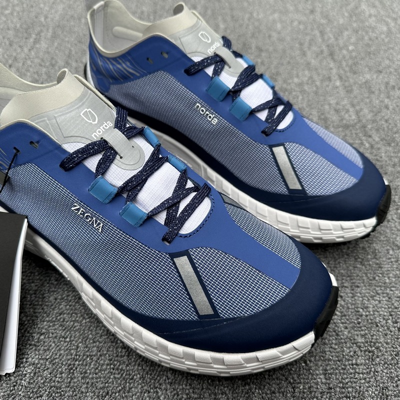 Zzegna 傑尼亞聯(lián)名款Xnorda 運(yùn)動(dòng)跑鞋 這款運(yùn)動(dòng)跑鞋上腳透氣性超好，這