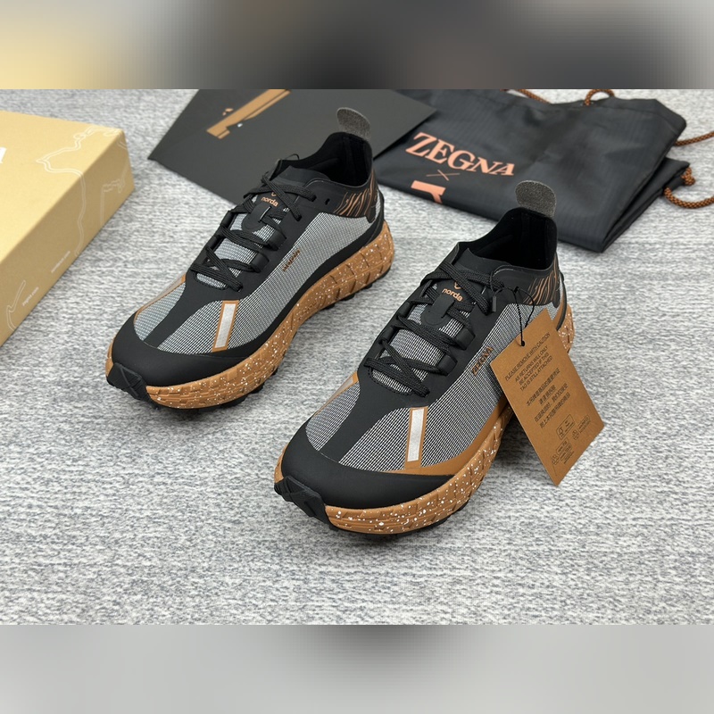 Zzegna傑尼亞新款 聯(lián)名款Xnorda 低幫運(yùn)動(dòng)跑鞋 官網(wǎng)同步發(fā)售 此款輕便