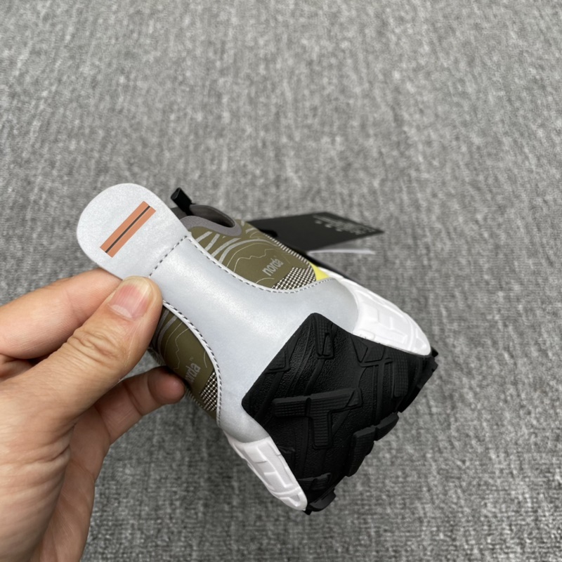 Zzegna 傑尼亞聯名款Xnorda 運動跑鞋 這款運動跑鞋上腳透氣性超好，這