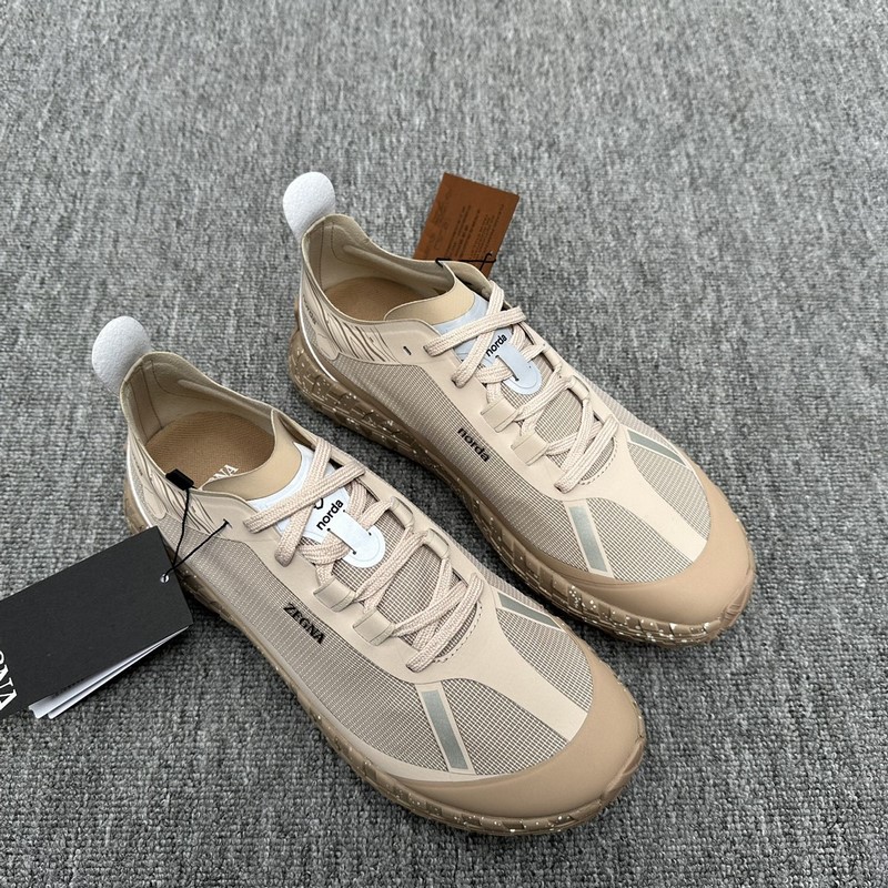 Zzegna 傑尼亞聯(lián)名款Xnorda 運動跑鞋 這款運動跑鞋上腳透氣性超好，這