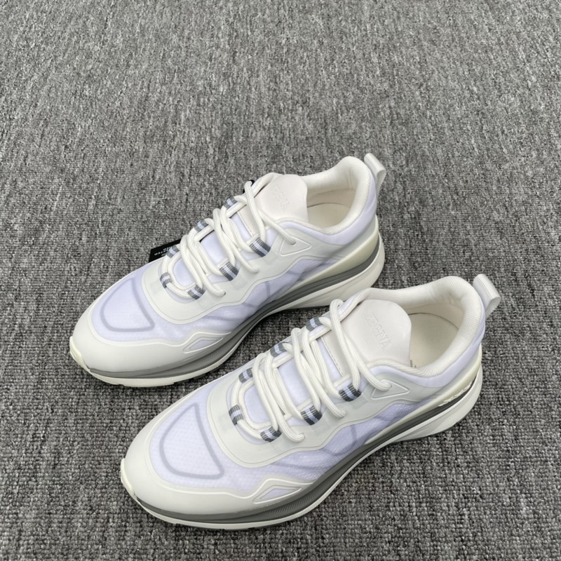 Zzegna 傑尼亞 運動科技跑鞋 這款運動跑鞋以再生尼龍制成，踐行傑尼亞對實現