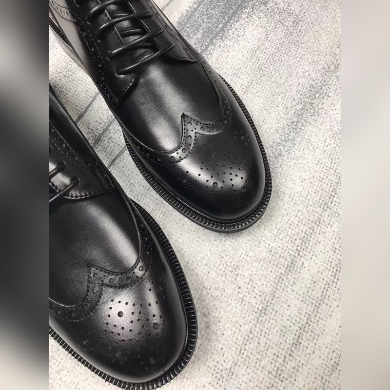 zg傑尼亞Ermenegildo zegna系帶布洛克男士輕質(zhì)皮鞋，Zzegna