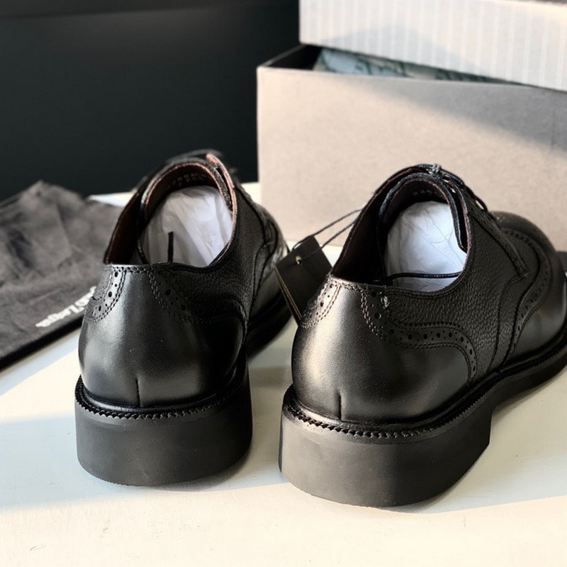 zg傑尼亞系帶布洛克男士輕質皮鞋，Zzegna進口牛皮雕花德比鞋。鞋子采用拼接牛