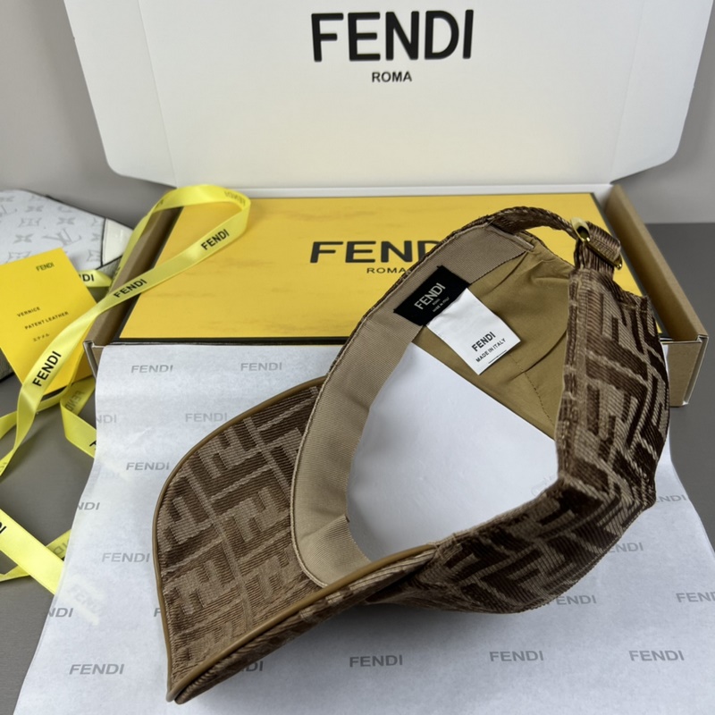 FENDI芬迪 官網新品 棒球帽 經典FF中古單品，氣質穿搭單品，質量杠杠
