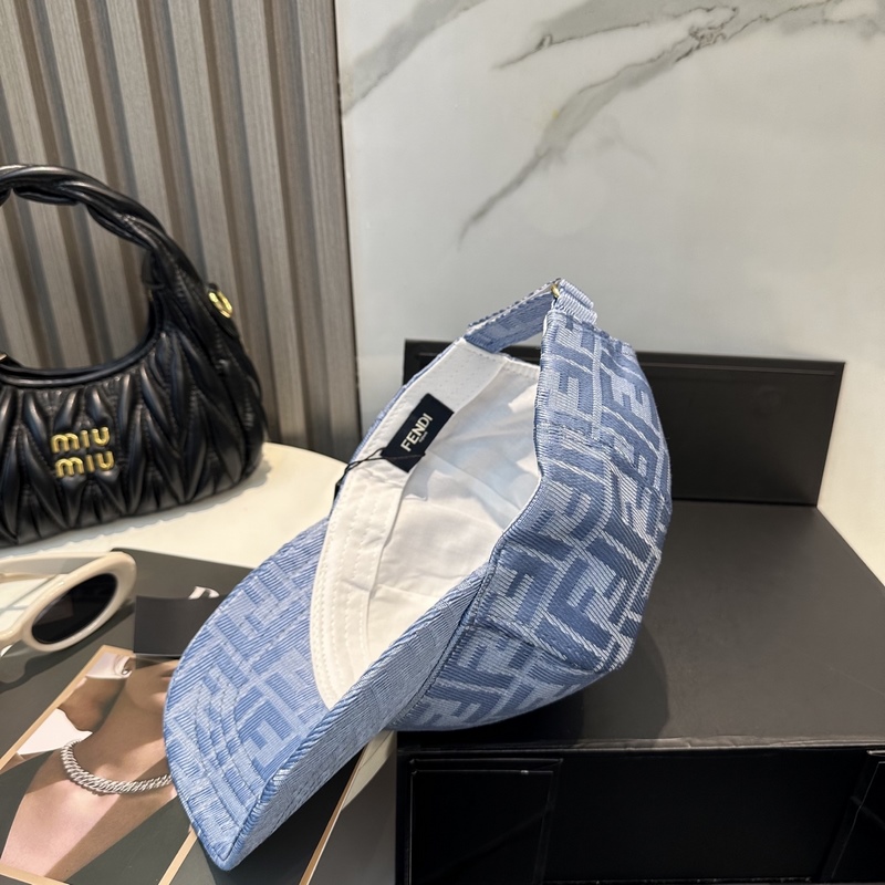 FENDI 芬迪 老花字母棒球帽 FD的老花漁夫帽真的很洋氣，超火爆的漁夫帽，看