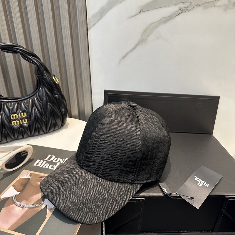 FENDI 芬迪 老花字母棒球帽 FD的老花漁夫帽真的很洋氣，超火爆的漁夫帽，看