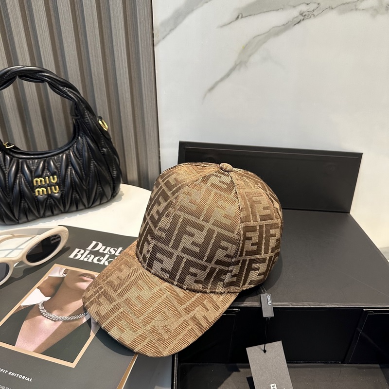 FENDI 芬迪 老花字母棒球帽 FD的老花漁夫帽真的很洋氣，超火爆的漁夫帽，看