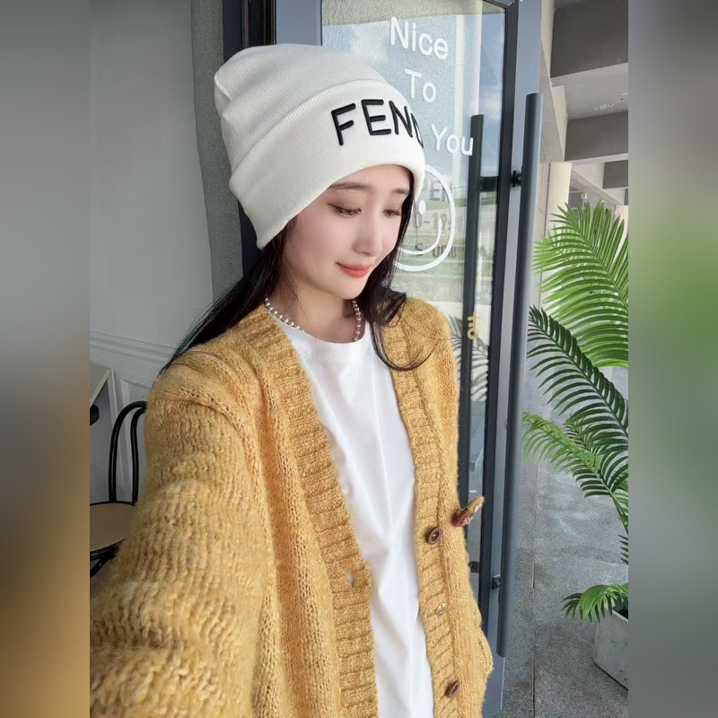 FENDI官網品質芬迪秋冬網紅時尚博主推薦款針織帽，藏著不動聲色的高級感，每一處
