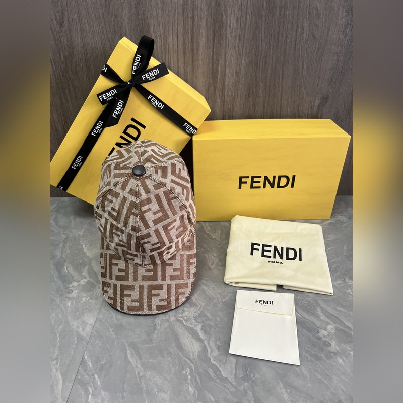 Fendi 原版定制 經典款棒球帽 專櫃常年熱賣款 口碑極佳 提花帆布料 輕盈透