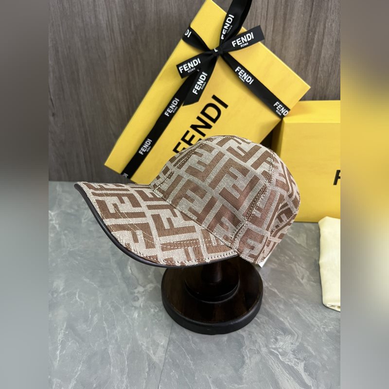 Fendi 原版定制 經典款棒球帽 專櫃常年熱賣款 口碑極佳 提花帆布料 輕盈透