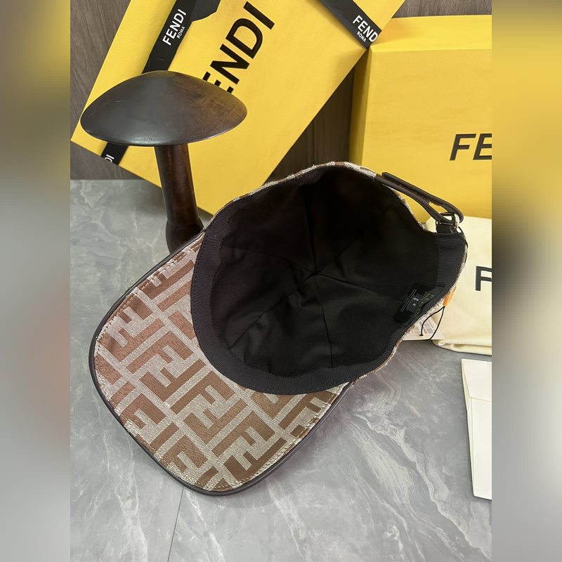 Fendi 原版定制 經典款棒球帽 專櫃常年熱賣款 口碑極佳 提花帆布料 輕盈透