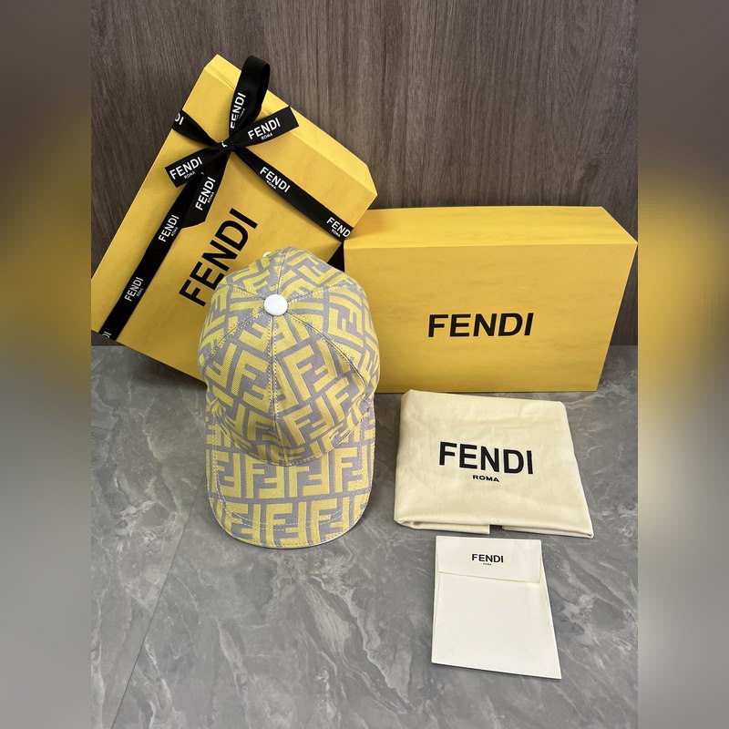 Fendi 原版定制 經典款棒球帽 專櫃常年熱賣款 口碑極佳 提花帆布料 輕盈透