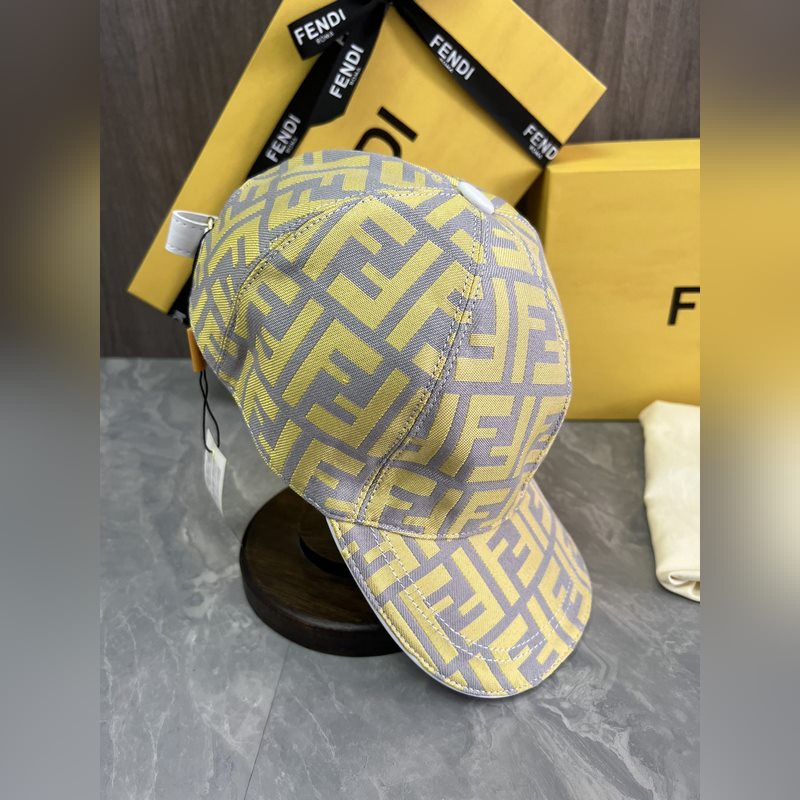 Fendi 原版定制 經典款棒球帽 專櫃常年熱賣款 口碑極佳 提花帆布料 輕盈透