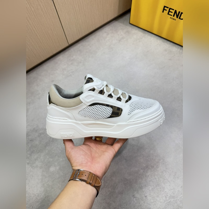 [ FENDI]芬迪 -高端品質(zhì) 原單 休閑運(yùn)動(dòng)鞋 -鞋面：進(jìn)口 納帕小牛皮、