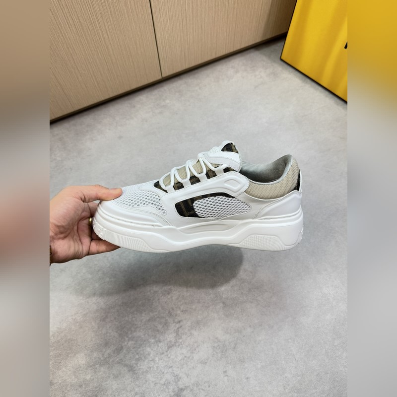 [ FENDI]芬迪 -高端品質(zhì) 原單 休閑運(yùn)動(dòng)鞋 -鞋面：進(jìn)口 納帕小牛皮、