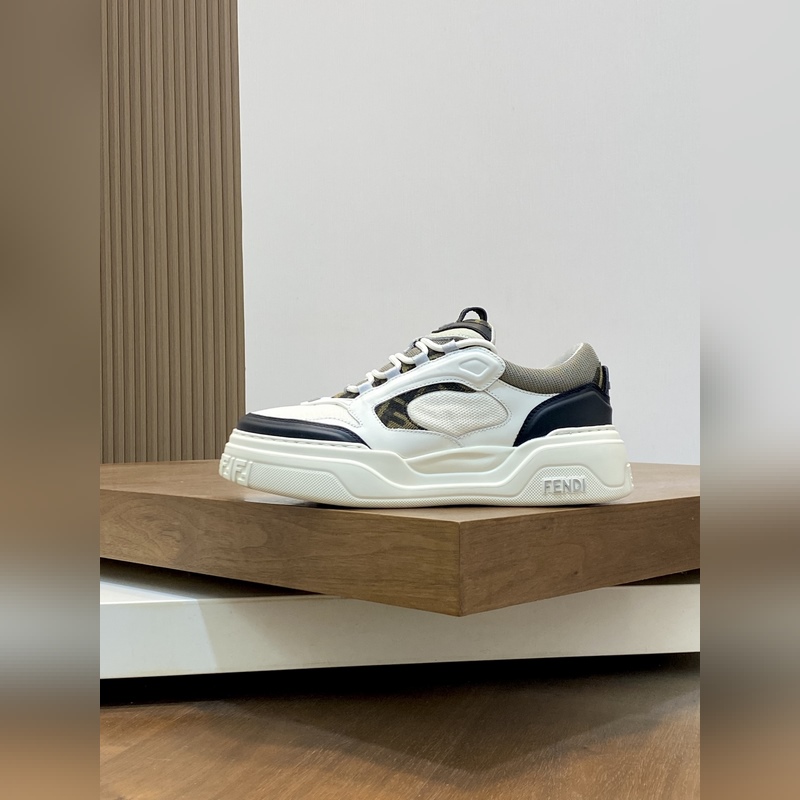 [ FENDI]芬迪 -高端品質 原單 休閑運動鞋 -鞋面： 納帕小牛皮、荔紋