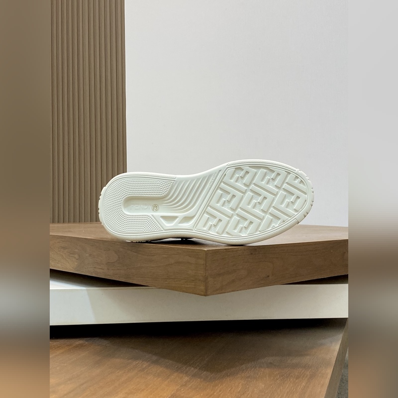 [ FENDI]芬迪 -高端品質 原單 休閑運動鞋 -鞋面： 納帕小牛皮、荔紋