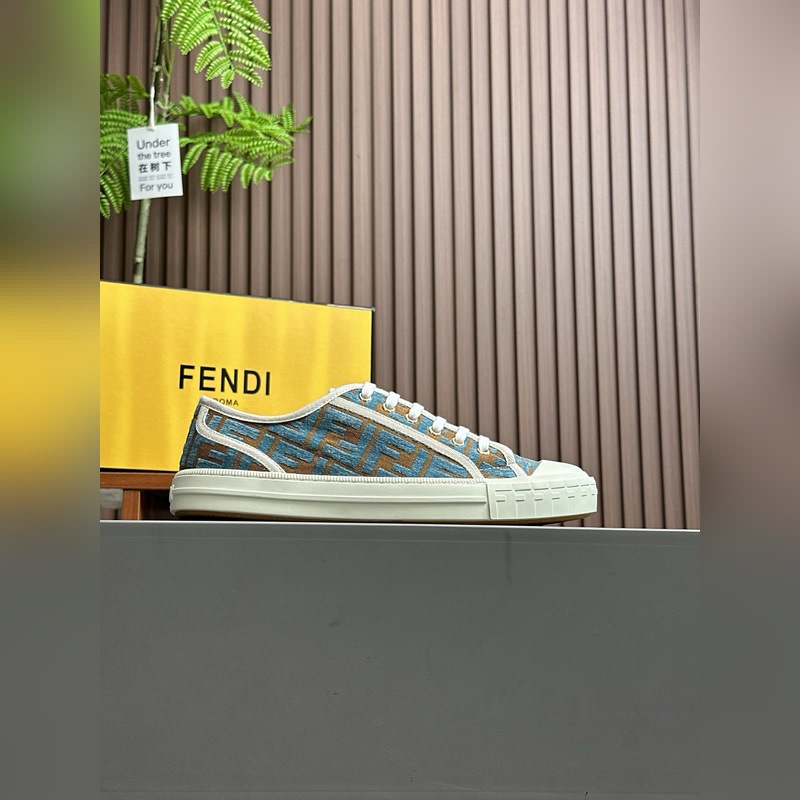 FENDI 芬迪Match男系帶運(yùn)動(dòng)鞋 size 情侶款35-40(女)39~4