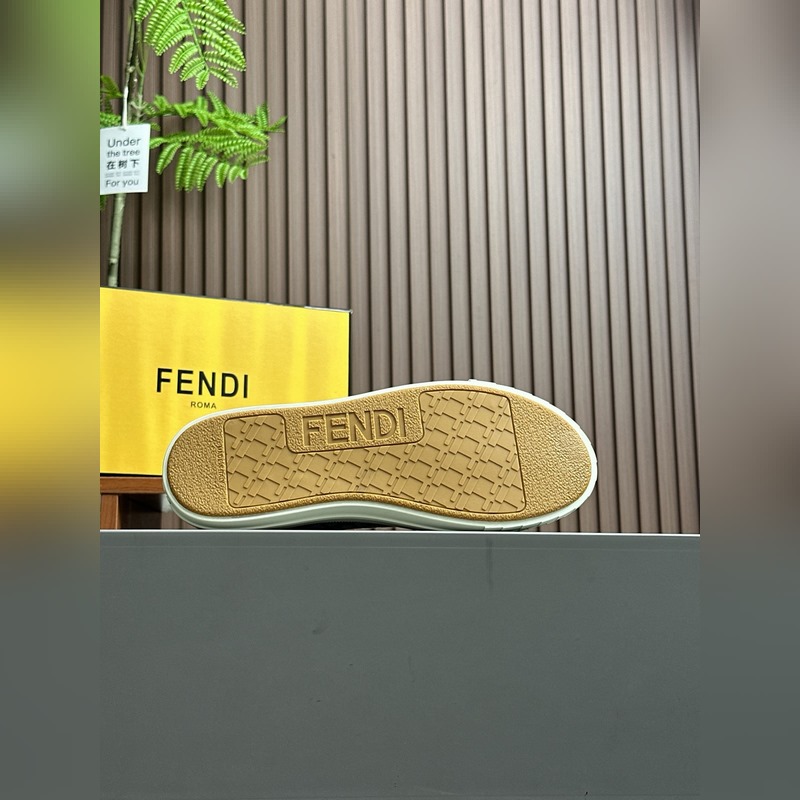 FENDI 芬迪Match男系帶運(yùn)動(dòng)鞋 size 情侶款35-40(女)39~4