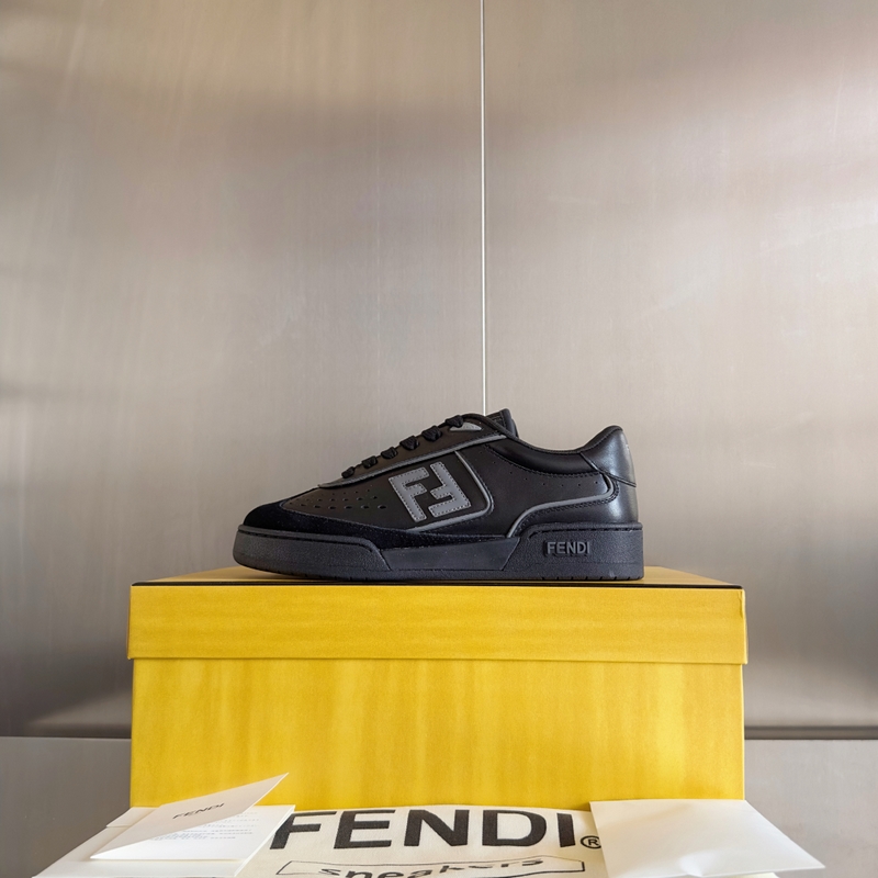 Fendi芬迪match系列 情侶款 膠片 休閑 運動鞋 闆鞋 原版購入開發 做