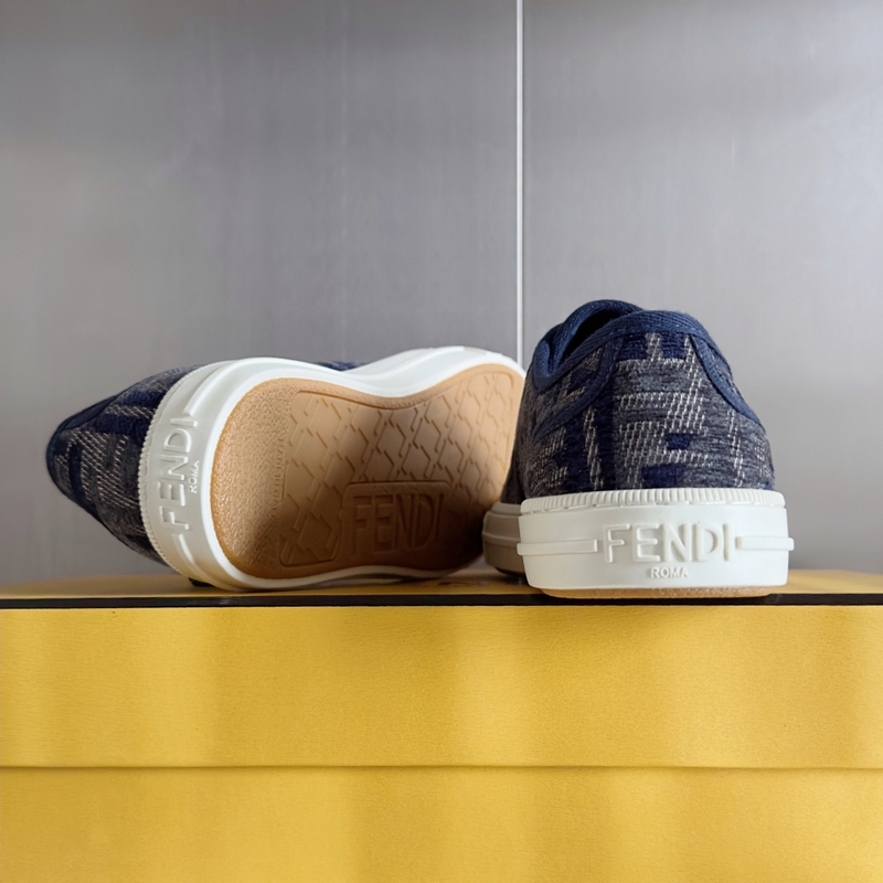 Fendi芬迪Domino系列 老花FF帆布 情侶款 休閑 運動鞋 滑闆鞋 原版