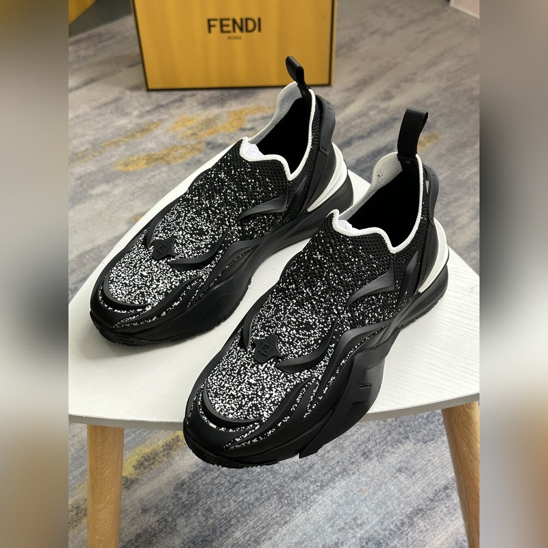 清涼一夏新款Fendi 2026ss 官方新款 專櫃同步上市 芬迪 Flow 黑