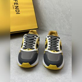 2026SS新款運動鞋 FENDIFaster網(wǎng)紗運動鞋。鞋舌飾有FF主題圖案和