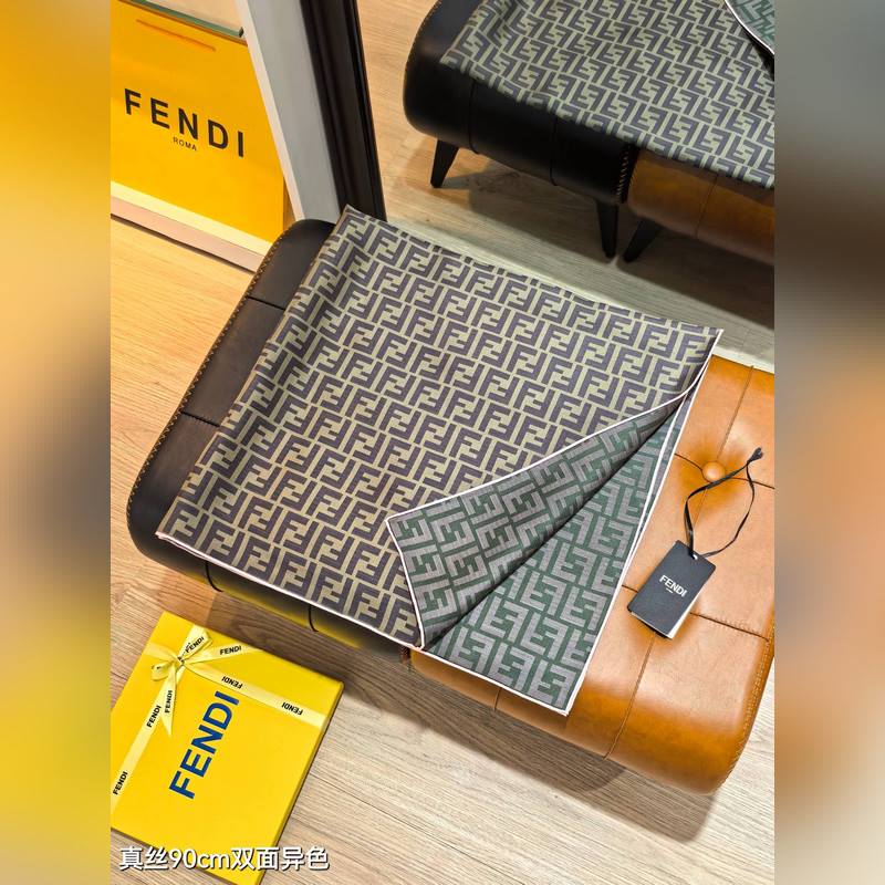 18姆米雙面 90x90cm斜紋真絲 芬迪 滿幅FF