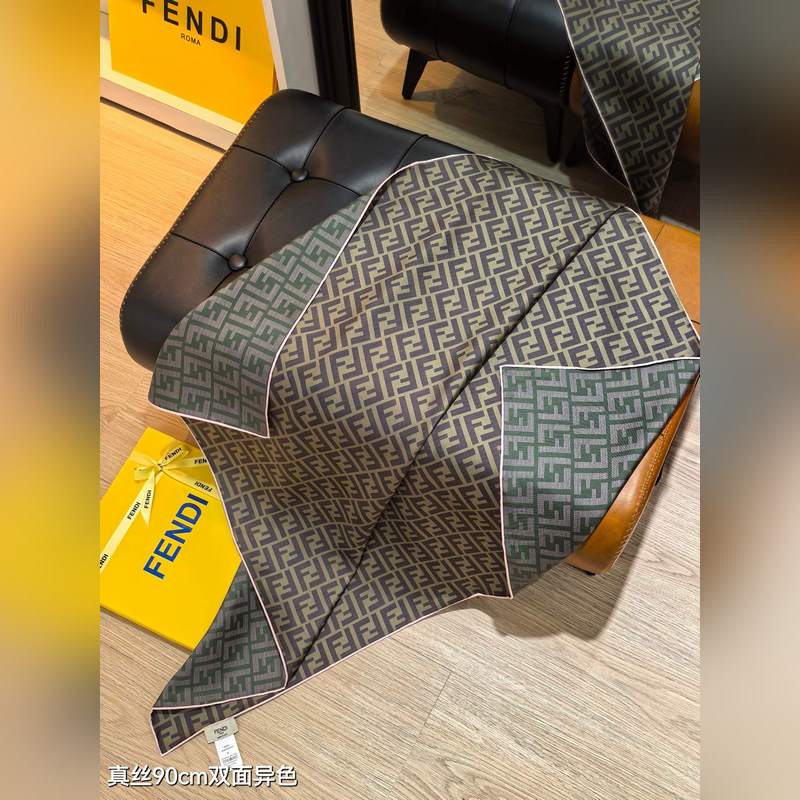 18姆米雙面 90x90cm斜紋真絲 芬迪 滿幅FF