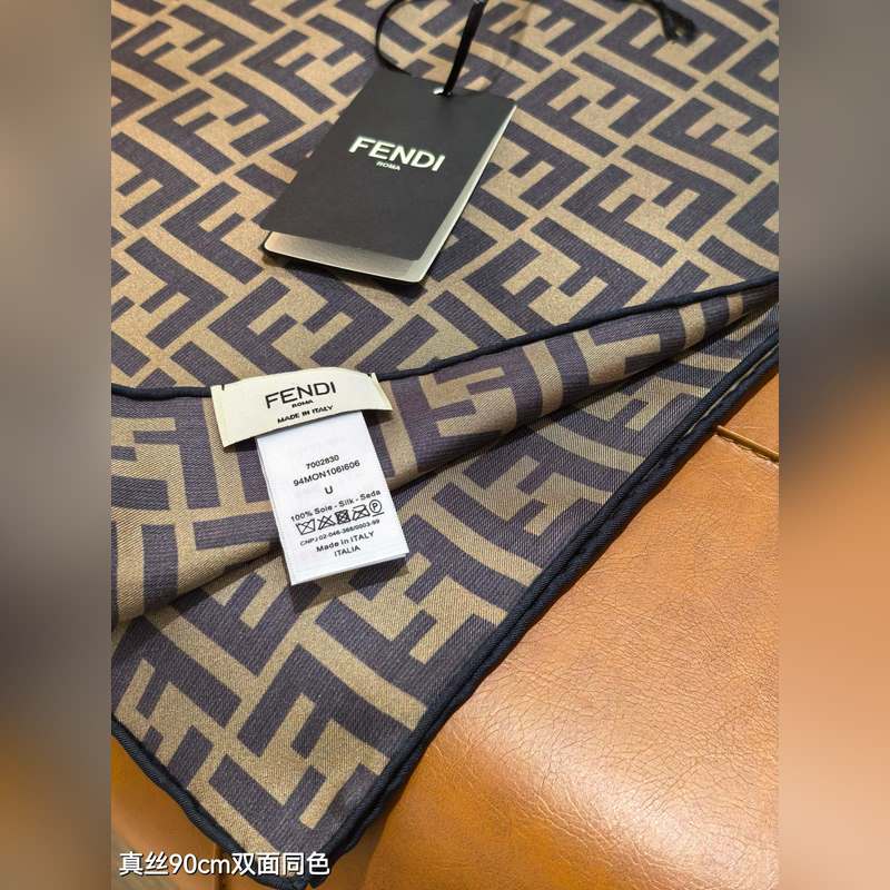 18姆米雙面 90x90cm斜紋真絲 芬迪 滿幅FF