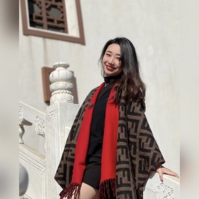 [高品質]芬迪Fendi重磅FF字母元素羊毛鬥篷，專櫃新色 F主打的鬥篷，專櫃也